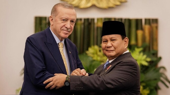 die m tin the gioi sang 132 cuu co van tong thong my nhan toi lu a da o georgia chi trich usaid is danh bom lie u chet o afghanistan