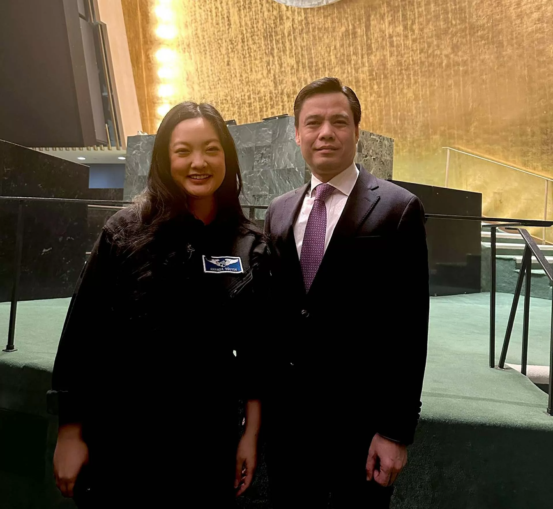 Tự hào về trí tuệ, năng lực và bản lĩnh của người phụ nữ Việt Nam Tự hào về trí tuệ, năng lực và bản lĩnh của người phụ nữ Việt Nam