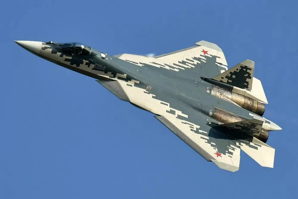 Khách hàng quốc tế đầu tiên của máy bay chiến đấu tàng hình Su-57 Khách hàng quốc tế đầu tiên của máy bay chiến đấu tàng hình Su-57