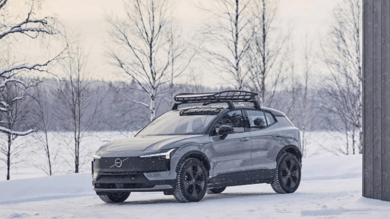 Volvo trình làng phiên bản SUV điện - EX30 Cross Country Volvo trình làng phiên bản SUV điện - EX30 Cross Country