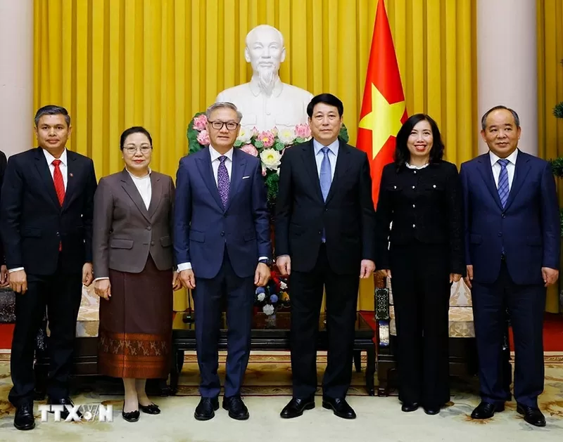 Chủ tịch nước Lương Cường tiếp Bộ trưởng Ngoại giao Lào Thongsavanh Phomvihane