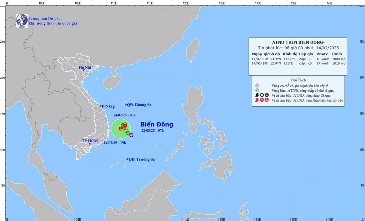 Ap thấp nhiệt đới sắp suy yếu thành một vùng áp thấp trên vùng biển ngoài khơi từ Bình Định đến Phú Yên Ap thấp nhiệt đới sắp suy yếu thành một vùng áp thấp trên vùng biển ngoài khơi từ Bình Định đến Phú Yên