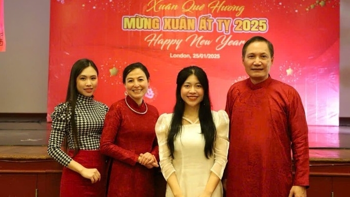 truyen cam hung de the he tre chung tay dua thuong hieu viet vuon xa