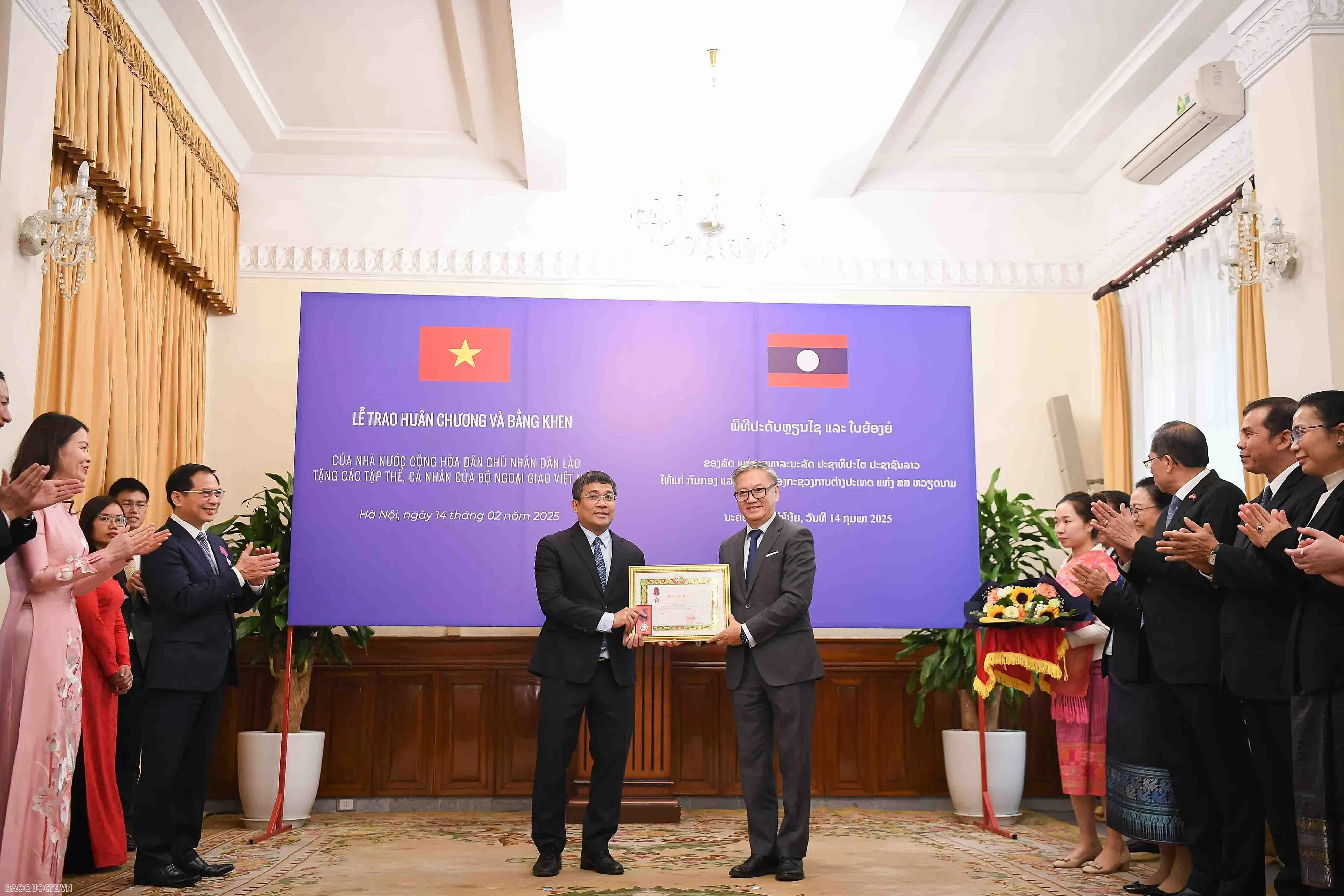 Việt Nam-Lào: Thúc đẩy hợp tác để sớm đạt mục tiêu thương mại 5 tỷ USD
