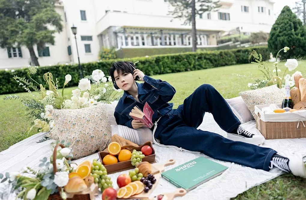 Những khoảnh khắc hạnh phúc trong album ảnh cưới ca sĩ Vũ Cát Tường