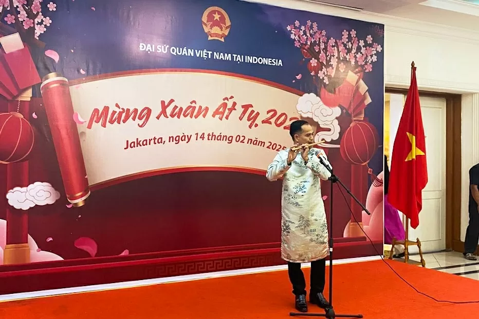 Đại sứ quán Việt Nam tại Indonesia tổ chức Chương trình Chào Xuân Ất Tỵ Đại sứ quán Việt Nam tại Indonesia tổ chức chương trình Chào Xuân Ất Tỵ