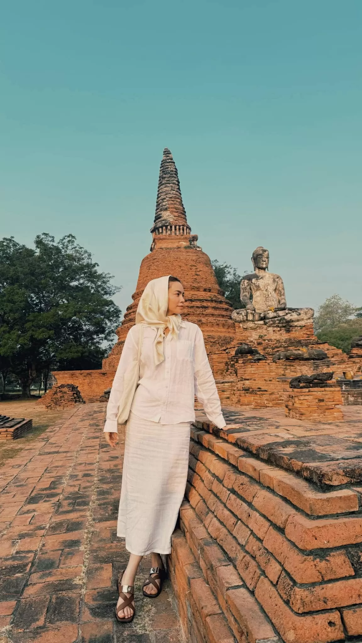 Hồ Ngọc Hà và Kim Lý đi tìm bình an ở Thái Lan