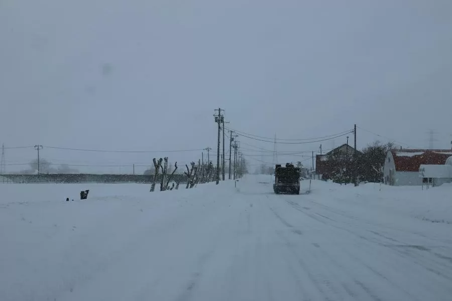 Nhật Bản: Hokkaido bị tuyết trắng bao phủ lớp dày hàng mét