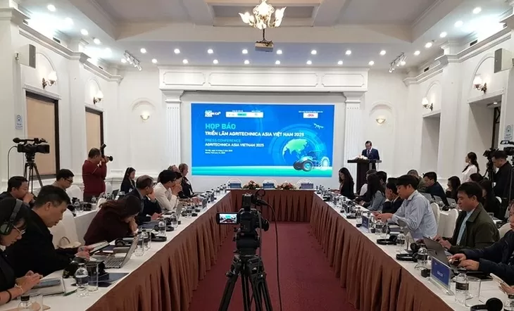 Nhiều công nghệ nông nghiệp tiên tiến được giới thiệu tại Triển lãm Agritechnica Asia Việt Nam 2025 Nhiều công nghệ nông nghiệp tiên tiến được giới thiệu tại Triển lãm Agritechnica Asia Việt Nam 2025