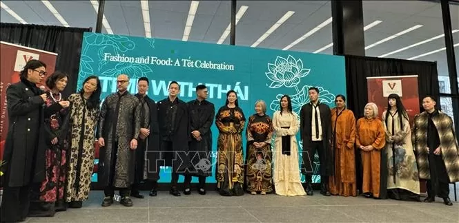 Quảng bá áo dài truyền thống và ẩm thực Việt tại thủ đô Washington, Mỹ Quảng bá áo dài truyền thống và ẩm thực Việt tại thủ đô Washington, Mỹ