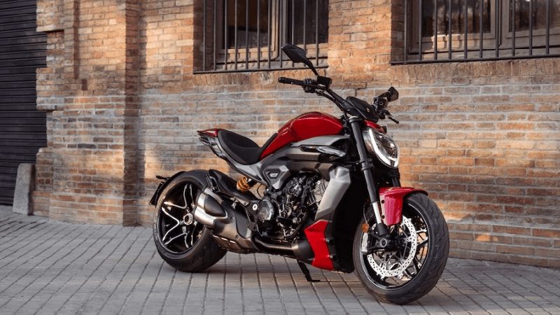 Cận cảnh Ducati XDiavel V4 lấy cảm hứng từ siêu xe Ferrari đầy ấn tượng