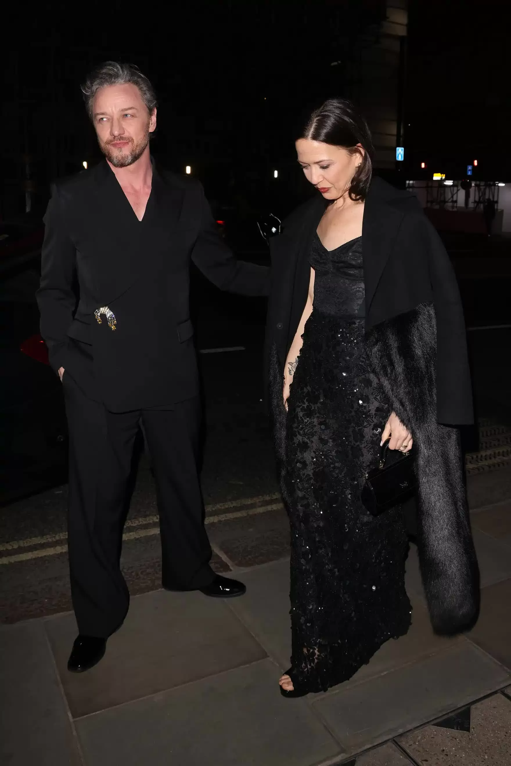 Những khoảnh khắc hậu trường và tiệc tùng ấn tượng tại lễ trao giải Baftas 2025