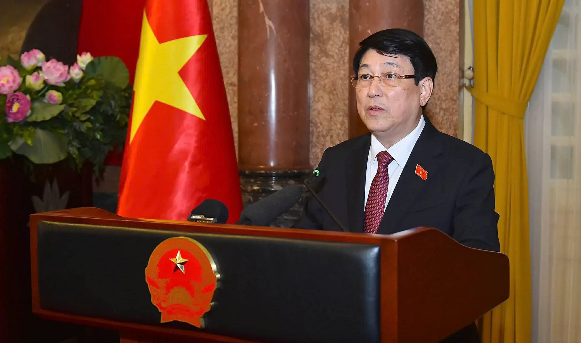 Chủ tịch nước Lương Cường trao quyết định bổ nhiệm Phó Thủ tướng và Bộ trưởng