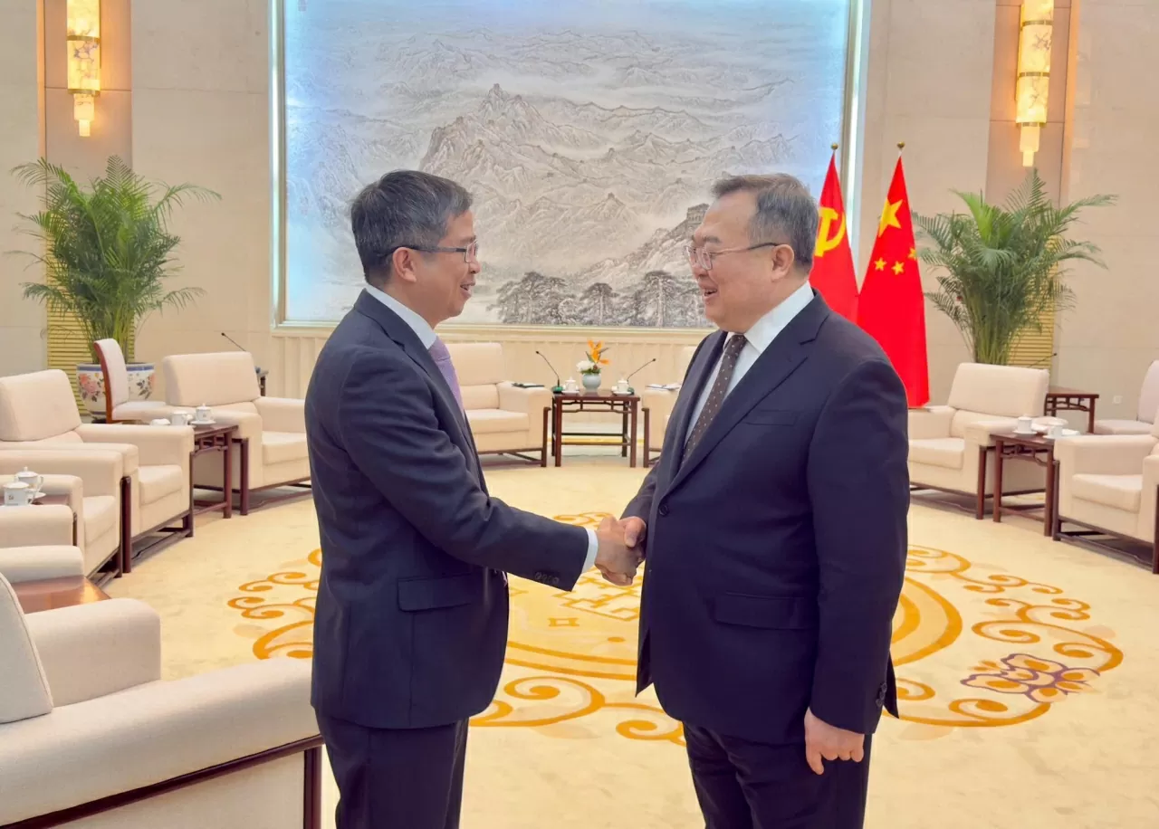 Phát huy vai trò định hướng chiến lược của quan hệ kênh Đảng giữa Việt Nam và Trung Quốc
