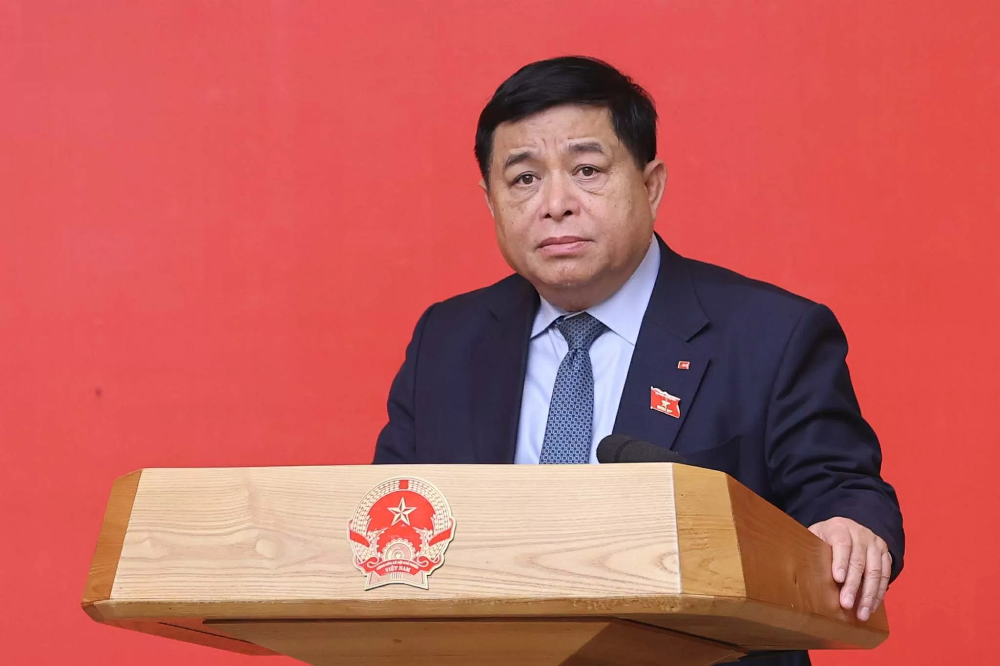 Phó Thủ tướng Nguyễn Chí Dũng phát biểu thay mặt các đồng chí thành viên Chính phủ vừa được bổ nhiệm. (Nguồn: VGP)