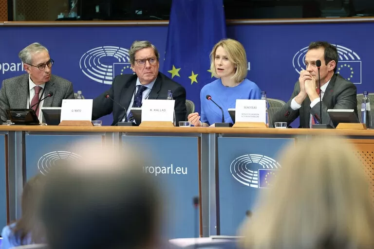 Không phải Mỹ, EU thể hiện tình đồng minh với một khu vực, nói không đầu tư để chống Trung Quốc Không phải Mỹ, EU thể hiện tình đồng minh với một khu vực, nói không đầu tư để chống Trung Quốc