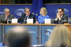 EU thể hiện tình đồng minh với Mỹ Latinh và Caribbean, nói không đầu tư để chống Trung Quốc