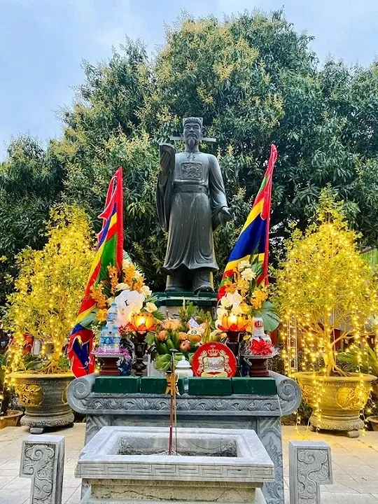 Phát huy giá trị di sản Thành cổ Ô Diên và danh nhân Tô Hiến Thành Phát huy giá trị di sản Thành cổ Ô Diên và danh nhân Tô Hiến Thành