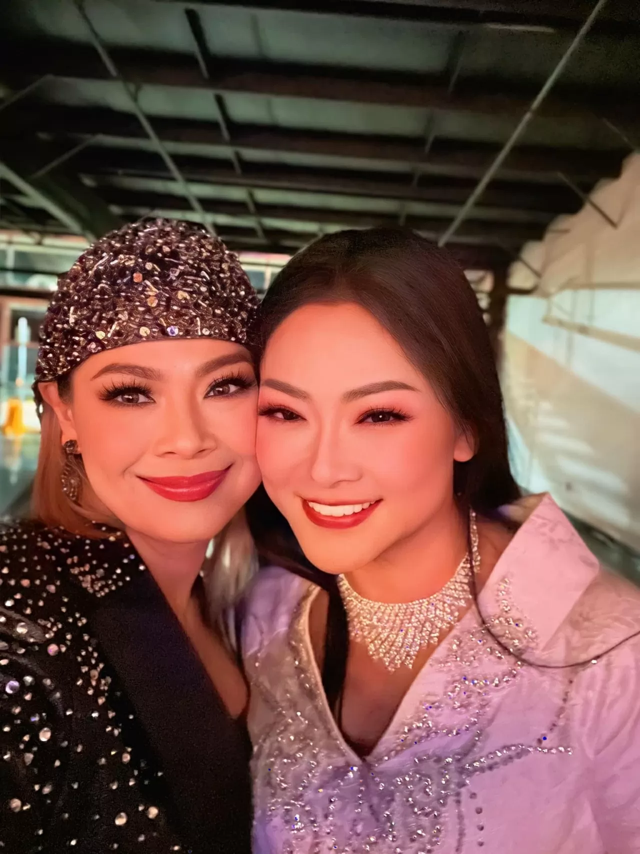 Sao Việt Sao Việt