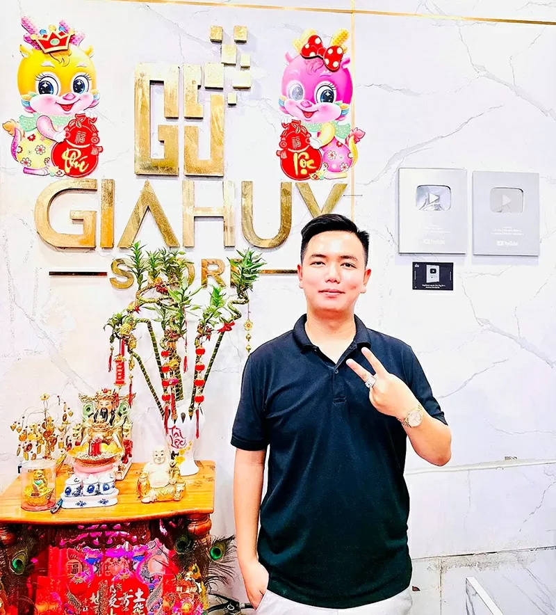 2 nút bạc youtube là thành quả của sự cố gắng không ngừng nghỉ.