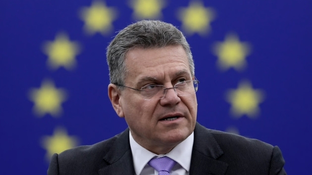 eu tuyen bo san sang dam phan voi my sau khi tong thong trump de doa ap thue o to nang