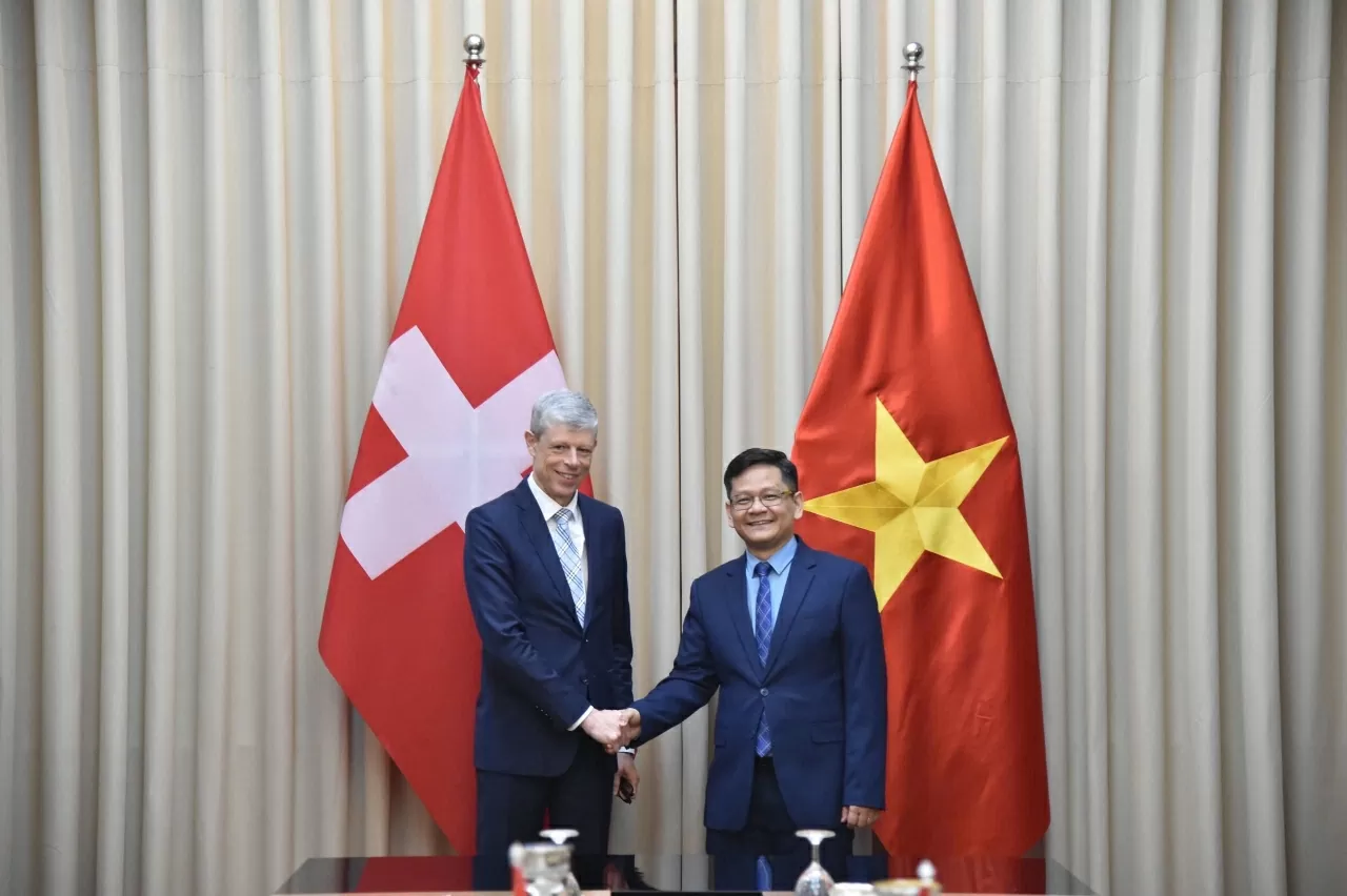 Thụy Sỹ sẵn sàng hỗ trợ Việt Nam hiện thực hóa mục tiêu trở thành nước có thu nhập cao vào năm 2045 Thụy Sỹ sẵn sàng hỗ trợ Việt Nam hiện thực hóa mục tiêu trở thành nước có thu nhập cao vào năm 2045