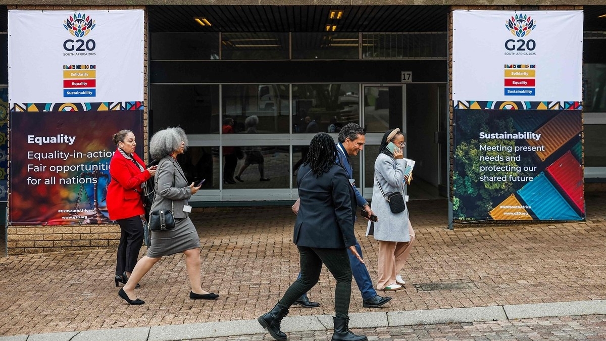 Điểm tin thế giới sáng 15/8: Thế giới Arab phản đối ý tưởng 'Đại Israel', Mỹ nới lỏng trừng phạt Nga, Hàn Quốc hy vọng phá thế bế tắc