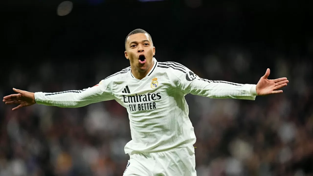 Hai ngôi sao Real Madrid lọt đội hình xuất sắc nhất lượt về play-off UEFA Champions League Hai ngôi sao Real Madrid lọt đội hình xuất sắc nhất lượt về play-off UEFA Champions League