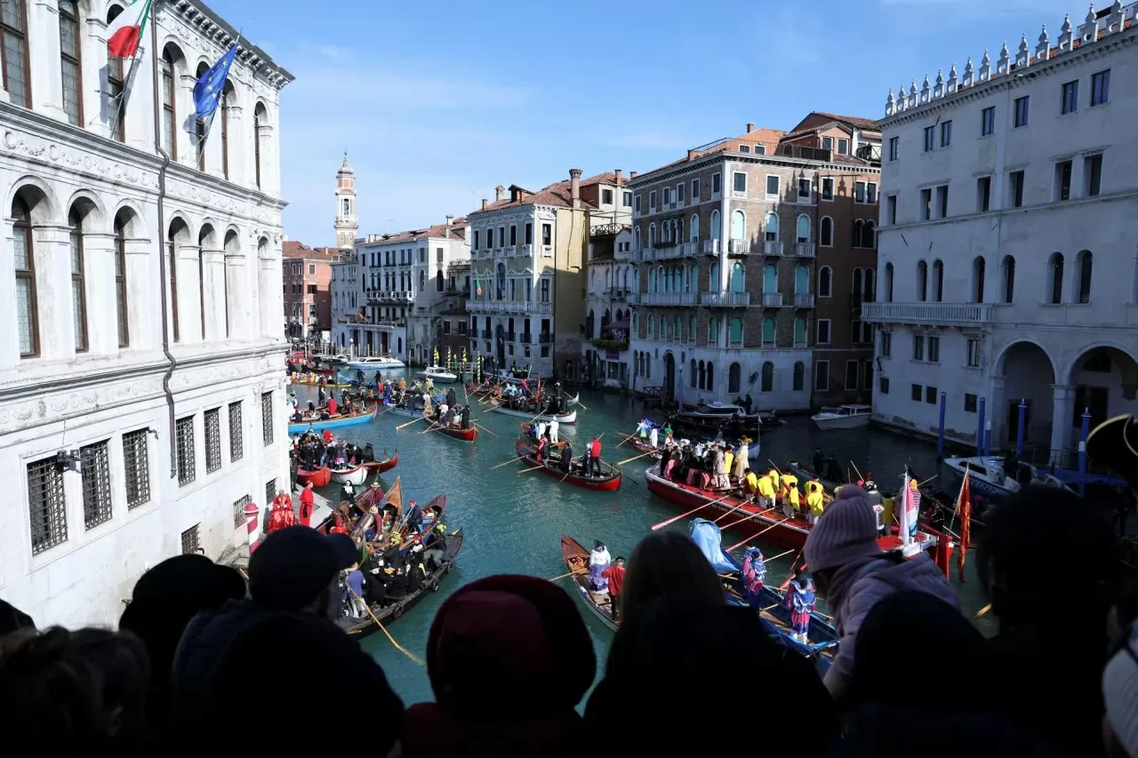Italy: Rực rỡ lễ hội Carnival ở Venice Italy: Rực rỡ lễ hội Carnival ở Venice