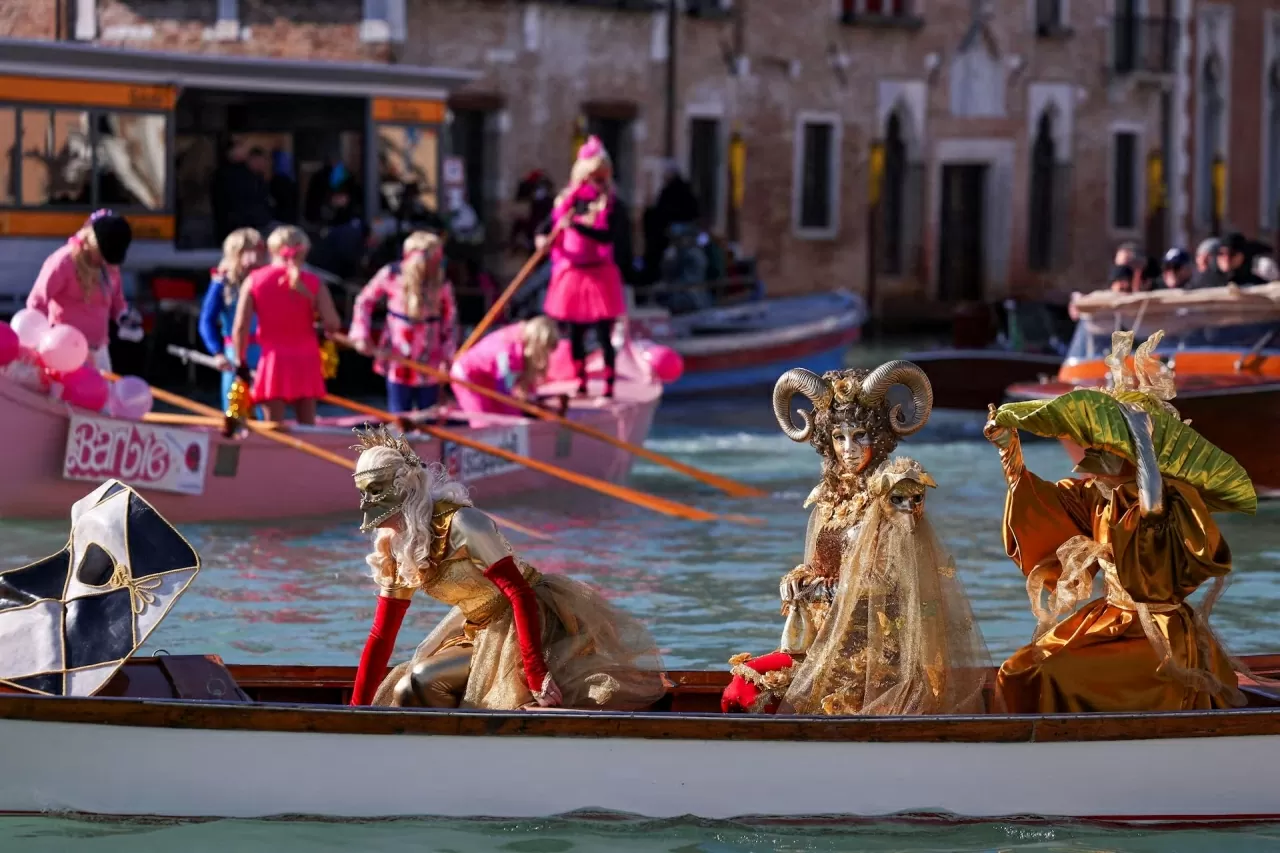 Italy: Rực rỡ lễ hội Carnival ở Venice Italy: Rực rỡ lễ hội Carnival ở Venice