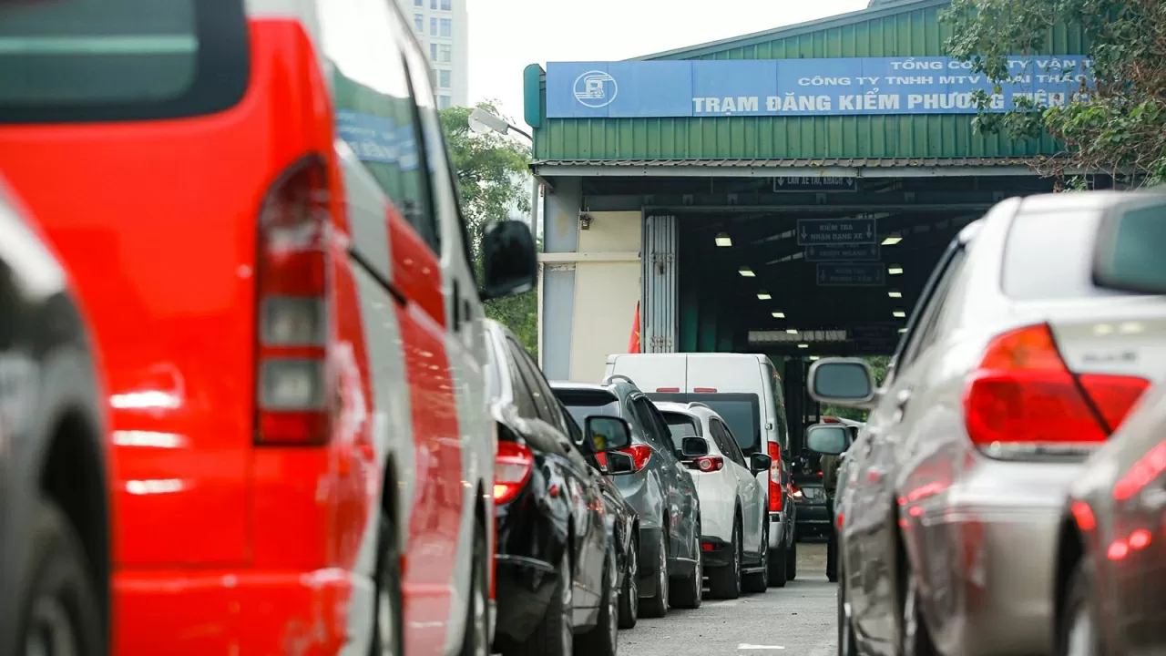Phí đăng kiểm và chu kỳ kiểm định xe vô tô mới nhất năm 2025 Phí đăng kiểm và chu kỳ kiểm định xe ô tô mới nhất năm 2025
