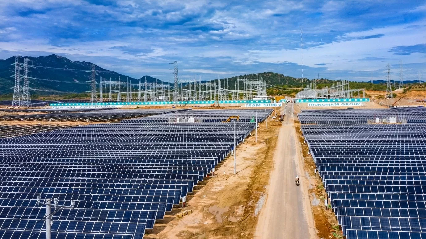 Nhà máy điện mặt trời Trung Nam - Thuận Nam ở Ninh Thuận: (Nguồn: Trungnam Group) Nhà máy điện mặt trời Trung Nam - Thuận Nam ở Ninh Thuận: (Nguồn: Trungnam Group)
