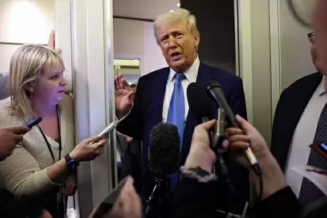 Tổng thống Trump để ngỏ khả năng đàm phán với từng quốc gia đang tìm cách tránh thuế quan của Mỹ Tổng thống Trump để ngỏ khả năng đàm phán với từng quốc gia đang tìm cách tránh thuế quan của Mỹ