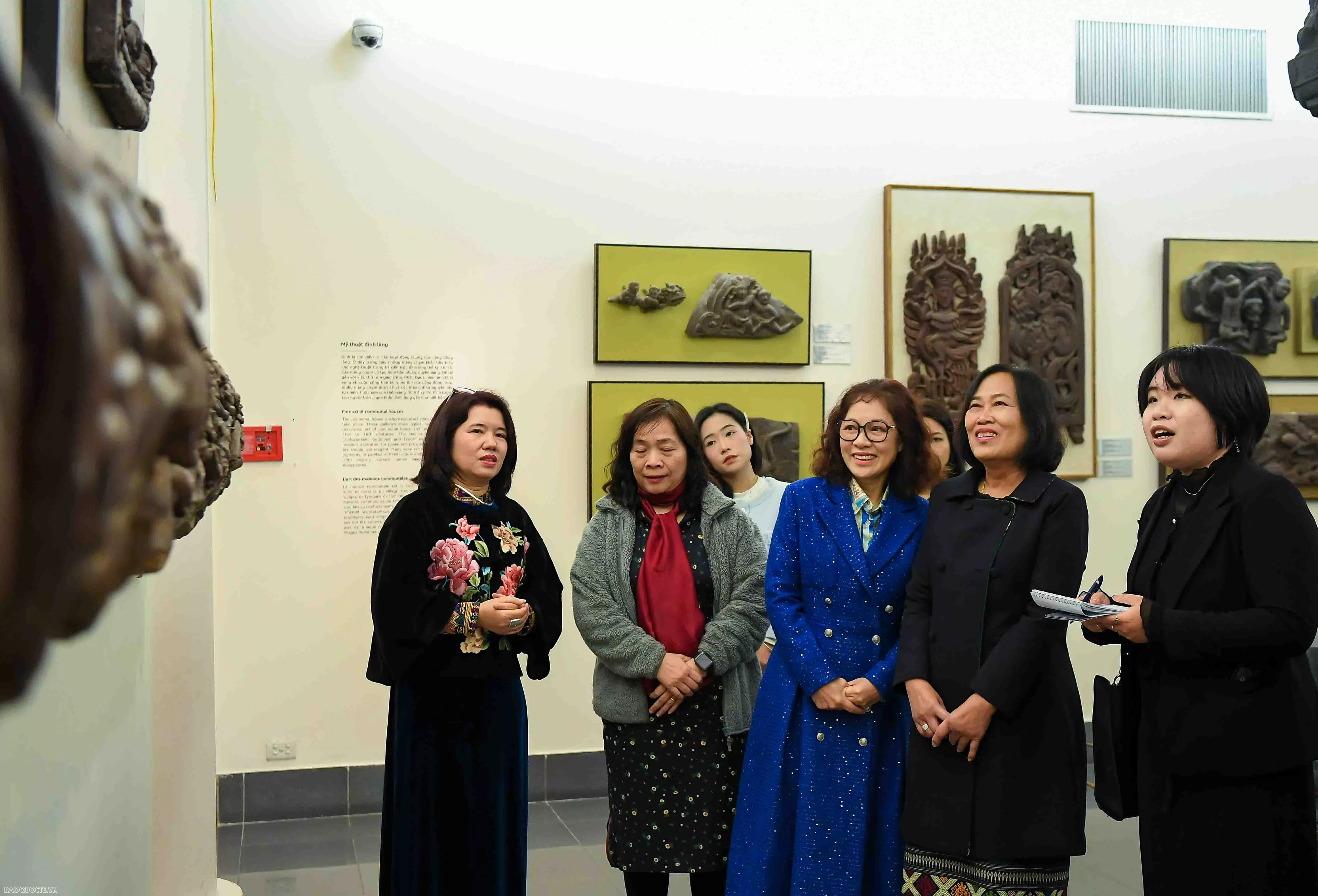 Phu nhân Bộ trưởng Ngoại giao Việt Nam và Thái Lan tham quan Bảo tàng Mỹ thuật Phu nhân Bộ trưởng Ngoại giao Việt Nam và Thái Lan tham quan Bảo tàng Mỹ thuật