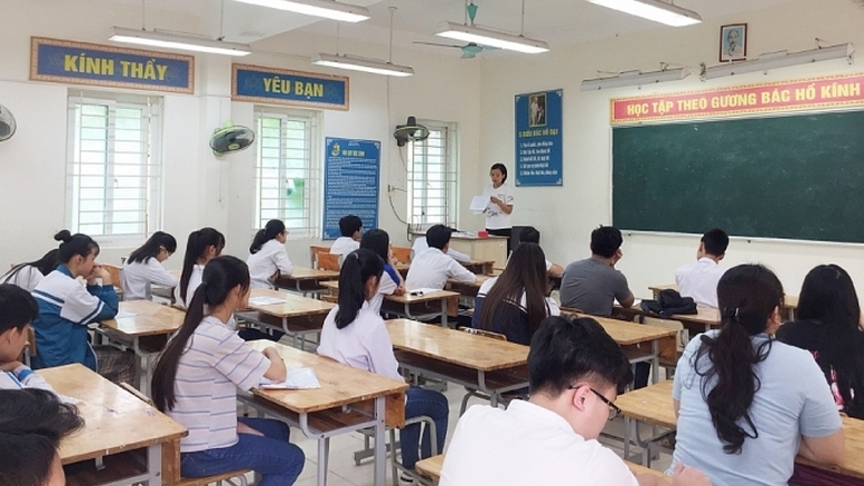 Giảm áp lực thi cử để không còn tình trạng dạy thêm, học thêm tràn lan...