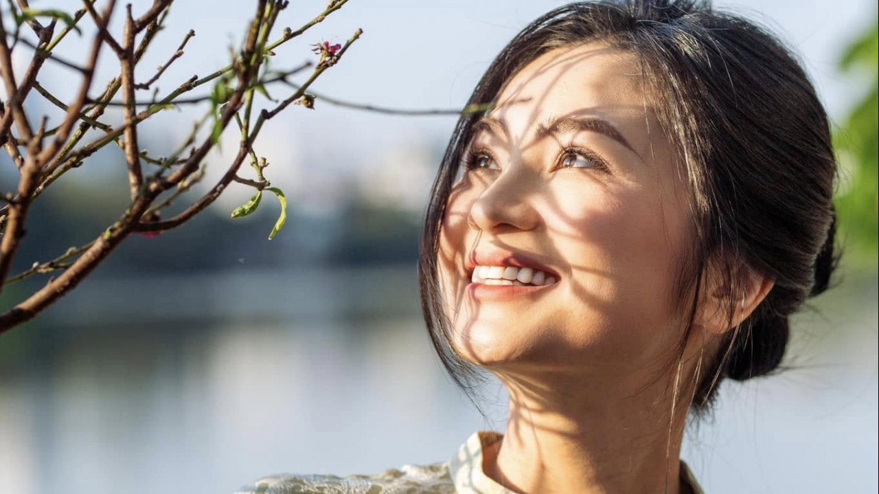 Diệu Hương nền nã, tinh tế với áo dài; Hoa hậu Giáng My được khen 'trẻ mãi không già'