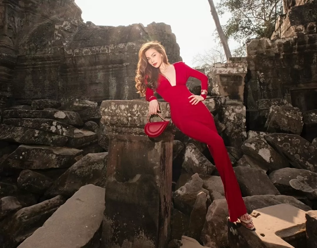 Hồ Ngọc Hà đẹp tựa nữ thần