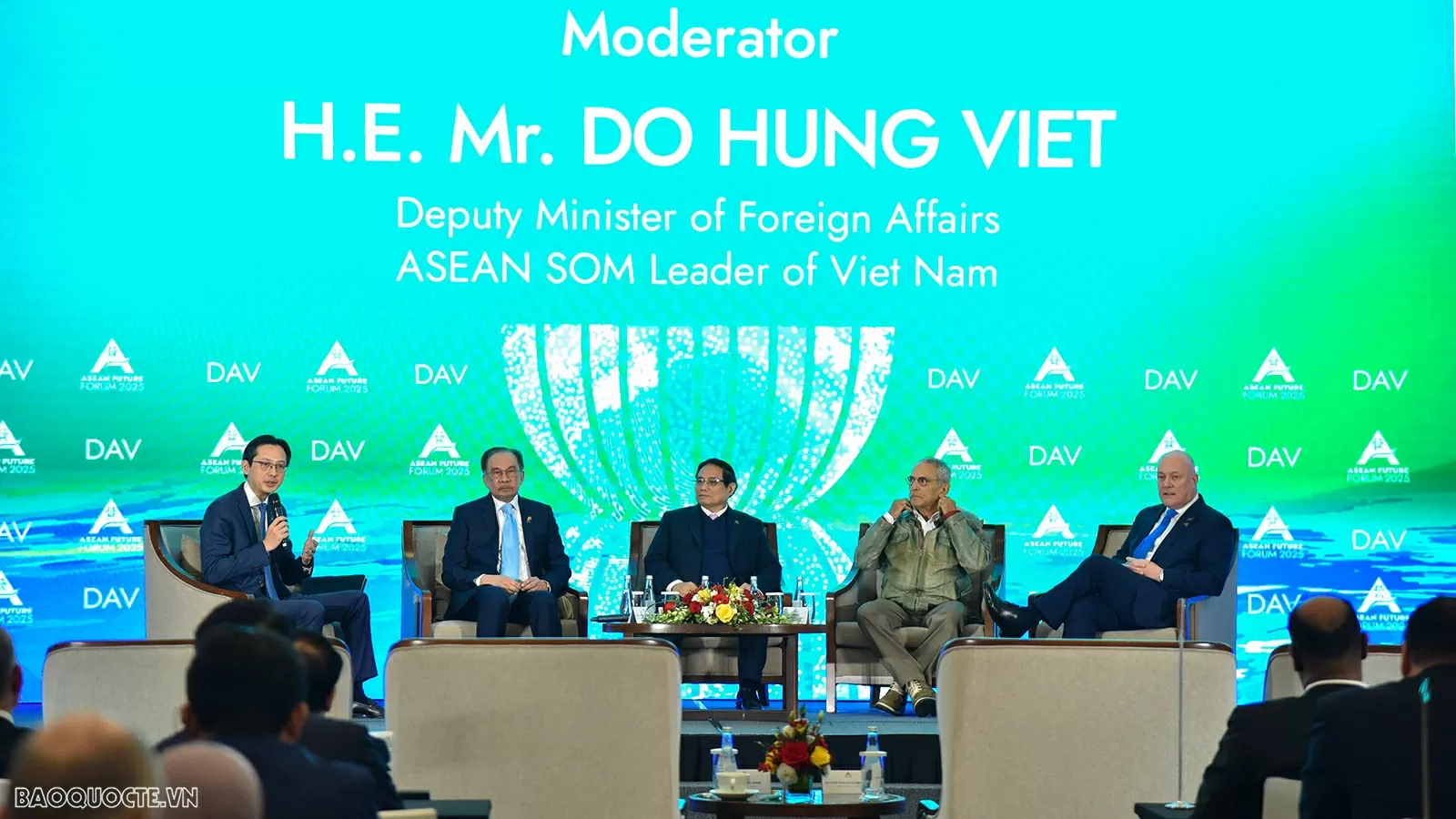 Ngày 26/2, Phiên toàn thể cấp cao ASEAN Future 2025. (Ảnh: Tuấn Anh) Ngày 26/2, Phiên toàn thể cấp cao ASEAN Future 2025. (Ảnh: Tuấn Anh)