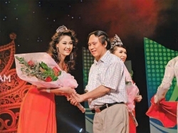 Hoa hậu Hà Kiều Anh xúc động nhớ về những kỷ niệm với cố nhà thơ, nhà báo Dương Kỳ Anh