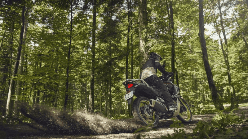 Honda ra mắt phiên bản nâng cấp - XL750 Transalp 2025, giá bán từ 290 triệu đồng