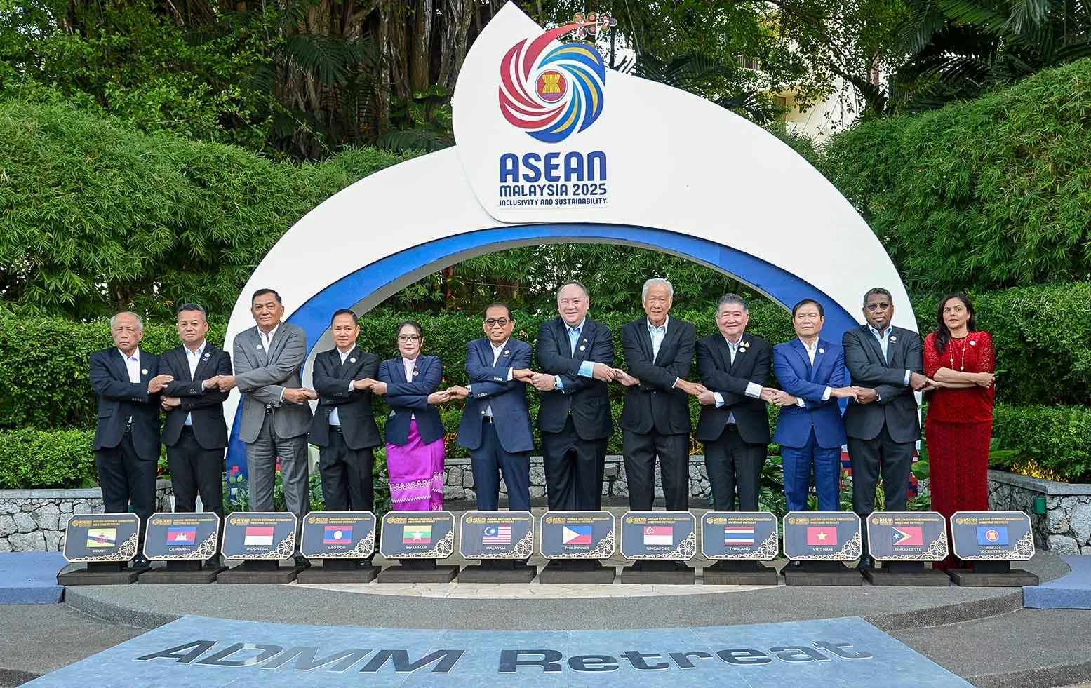 Hội nghị hẹp Bộ trưởng Quốc phòng các nước ASEAN (ADMM hẹp), tại Malaysia, ngày 26/1/2025. Đại tướng Nguyễn Tân Cương, Tổng tham mưu trưởng QĐND Việt Nam, Thứ trưởng Bộ Quốc phòng tham dự Hội nghị. (Ảnh: Cục Tuyên huấn, Bộ Quốc phòng cung cấp) Hội nghị hẹp Bộ trưởng Quốc phòng các nước ASEAN (ADMM hẹp), tại Malaysia, ngày 26/1/2025. Đại tướng Nguyễn Tân Cương, Tổng tham mưu trưởng QĐND Việt Nam, Thứ trưởng Bộ Quốc phòng tham dự Hội nghị. (Ảnh: Cục Tuyên huấn, Bộ Quốc phòng cung cấp)