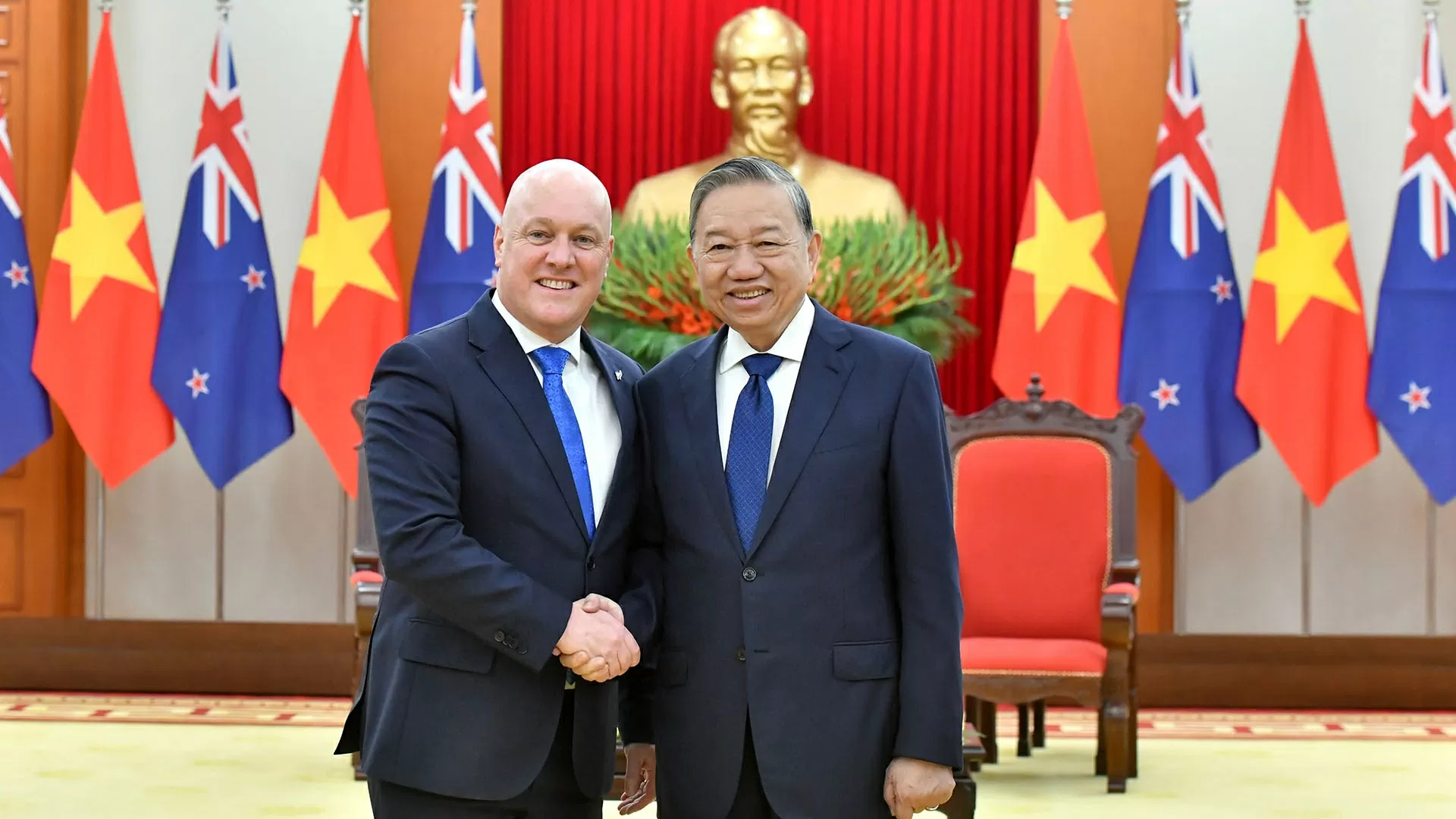 Tổng Bí thư Tô Lâm và Thủ tướng New Zealand Christopher Luxon. (Nguồn: Báo Nhân dân) Tổng Bí thư Tô Lâm và Thủ tướng New Zealand Christopher Luxon. (Nguồn: Báo Nhân dân)