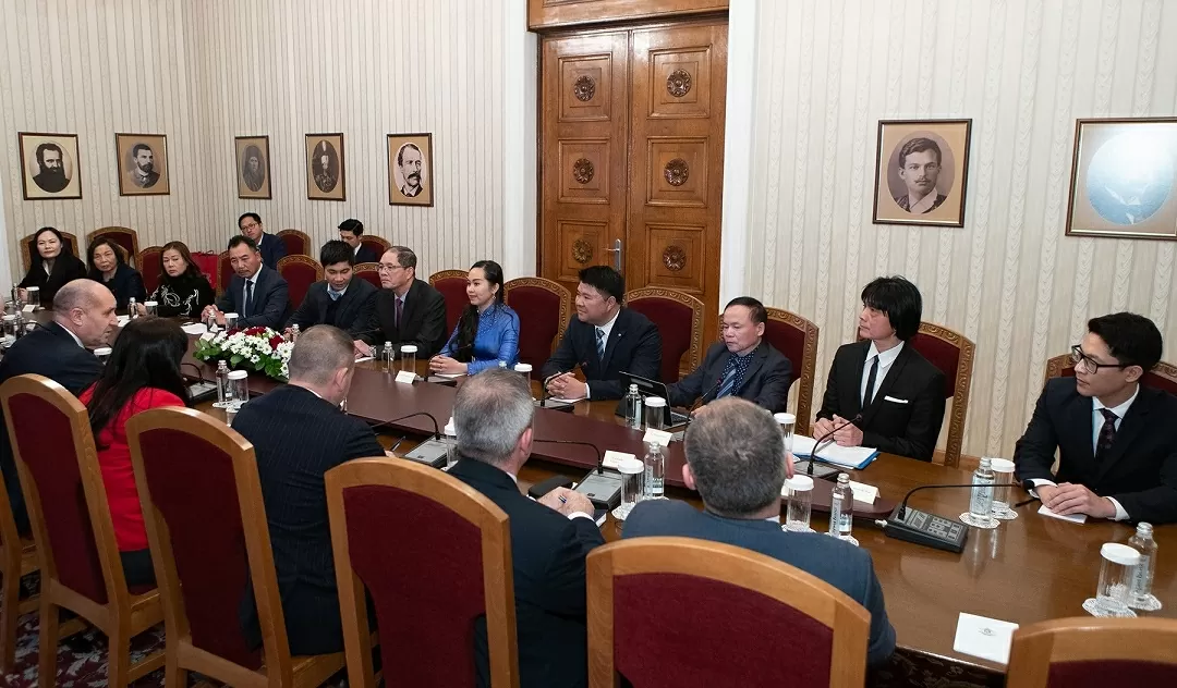 Tổng thống Bulgaria tiếp đại diện cộng đồng người Việt Tổng thống Bulgaria tiếp đại diện cộng đồng người Việt