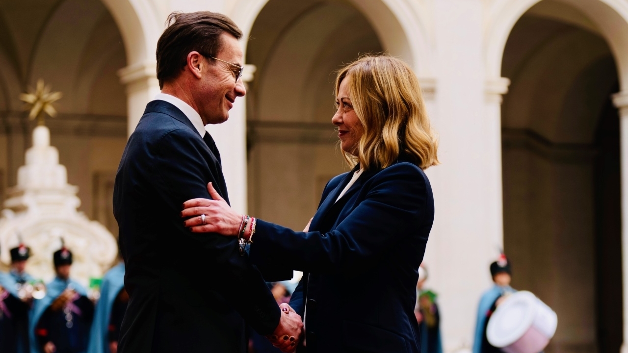 Hai nước EU tiếp tục 'hiến kế' đảm bảo hòa bình cho Ukraine, giúp Kiev huấn luyện hơn 7.000 binh sĩ