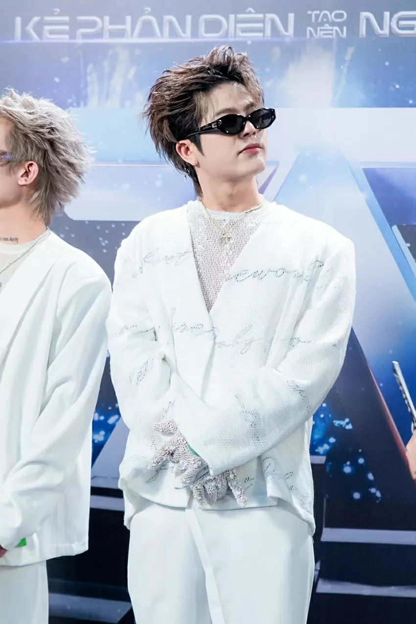 Anh trai say hi: Kẻ phản diện tạo nên người hùng