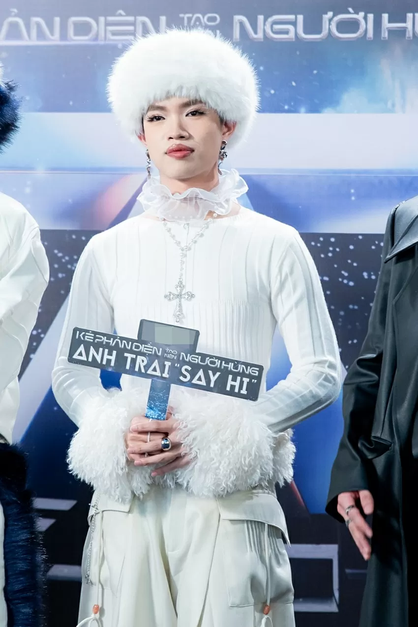 Anh trai say hi: Kẻ phản diện tạo nên người hùng Anh trai say hi: Kẻ phản diện tạo nên người hùng