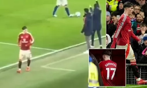 Sự thật đằng sau hành động bỏ xuống hầm của Garnacho Sự thật đằng sau hành động bỏ xuống hầm của Garnacho