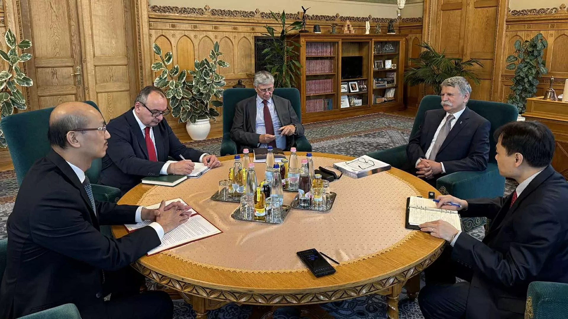 Việt Nam-Hungary: Thúc đẩy hơn nữa hợp tác nghị viện