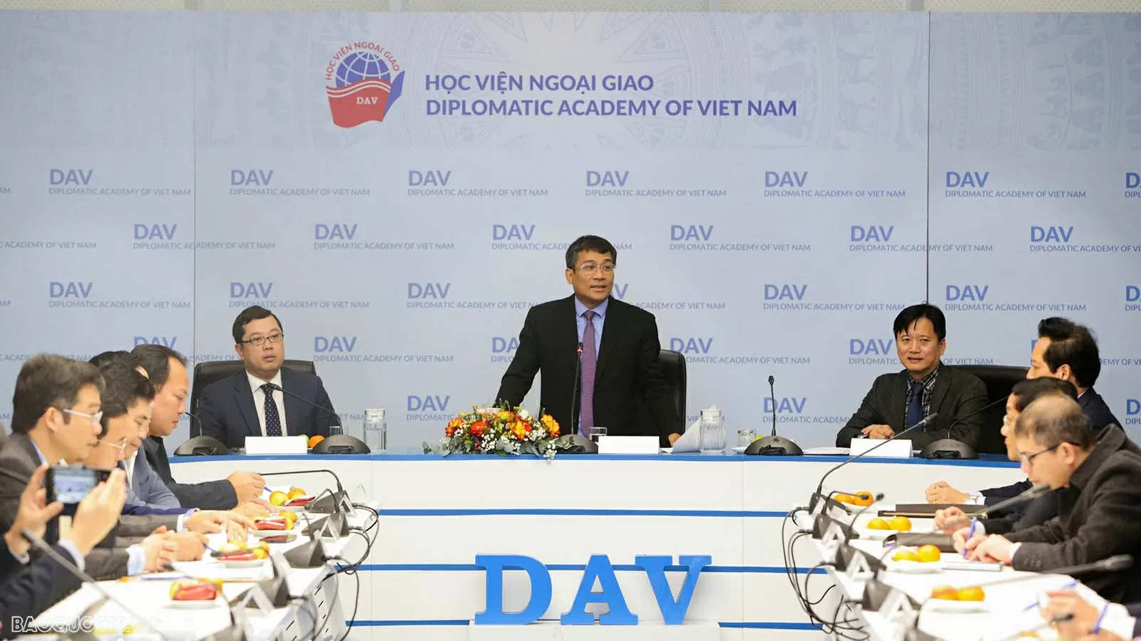 Chương trình ‘Cập nhật các vấn đề quốc tế và chính sách đối ngoại Việt Nam’ dành cho các lãnh đạo quản lý