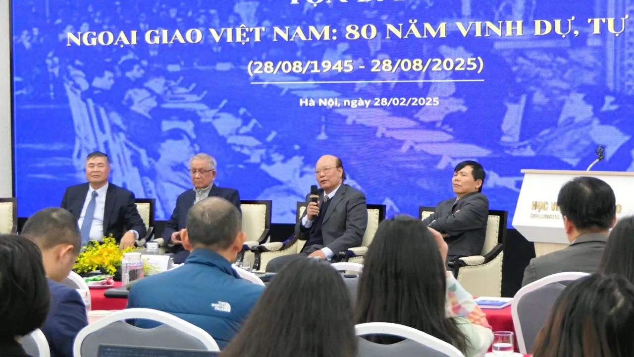 Tọa đàm hướng tới Ngoại giao Việt Nam: 80 năm vinh dự, tự hào Tọa đàm hướng tới Ngoại giao Việt Nam: 80 năm vinh dự, tự hào